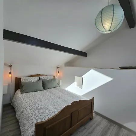 Maison Indépendante Confortable Avec Grand Jardin Et Animaux Admis à - Fr-1-616-500 * Sorges