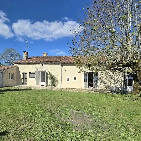 Casa di campagna Maison Indépendante Confortable Avec Grand Jardin Et Animaux Admis à - Fr-1-616-500 *