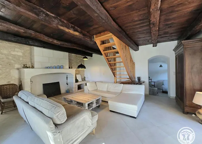 Confortable Avec Jardin Clos Et Animaux Acceptes, Pres De Perigueux - Fr-1-616-500 度假居 *